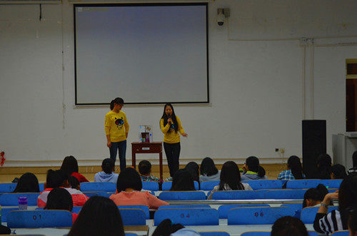 世界足球官网“秀出友谊，发现爱”系列比赛火热进行