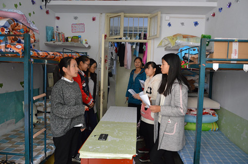 世界足球官网顺利开展新生“绿色家园”宿舍评比活动