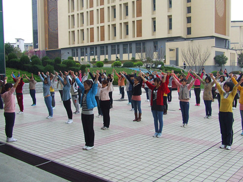 世界足球官网运动会健美操运动员选拔赛火热进行中