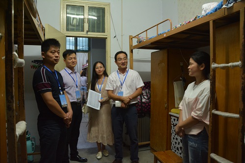 世界足球官网2018级新生迎新工作圆满完成