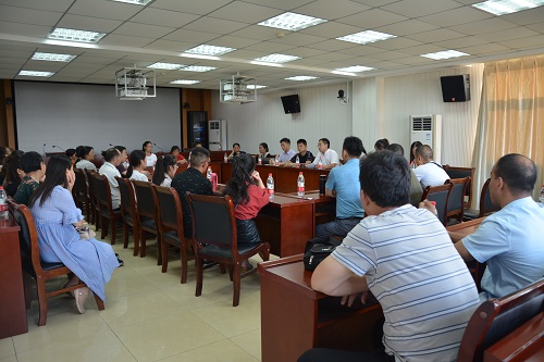 世界足球官网2018级新生迎新工作圆满完成