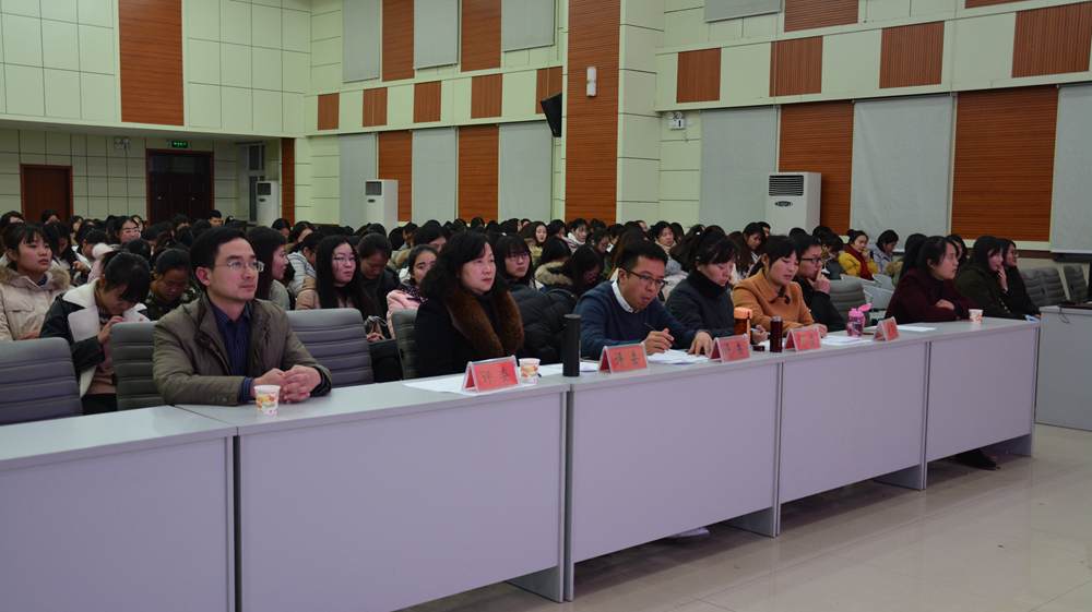 第21届“外研社杯”老员工英语辩论赛信阳师范学院校园选拔赛圆满落幕