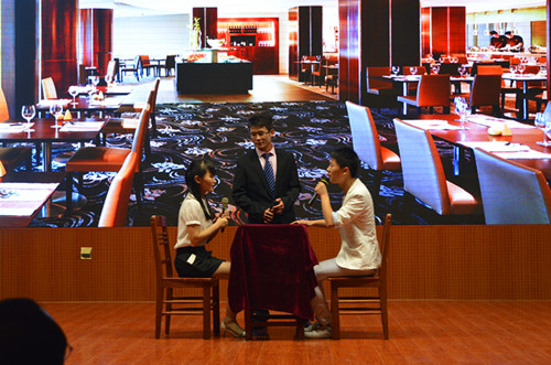 世界足球官网成功举办2015届毕业生文艺晚会暨第七届外语综艺大观