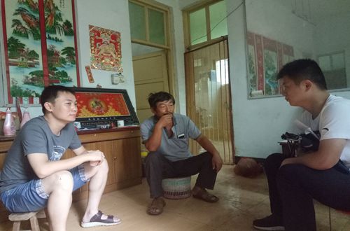  世界足球官网组织开展暑期家访活动