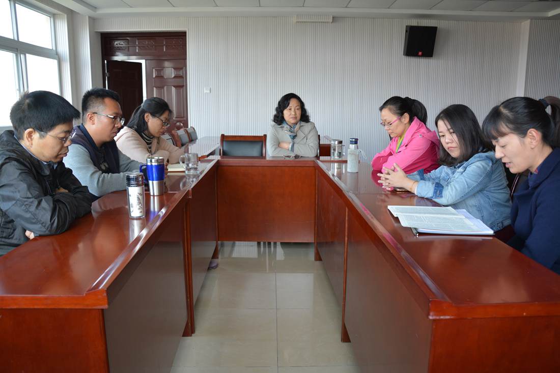  世界足球官网教工党员开展学习十九大精神专题活动