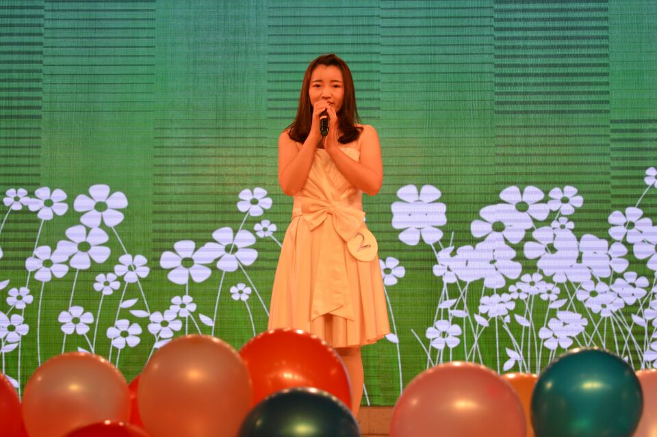 世界足球官网第七届外文歌曲大赛华丽落幕